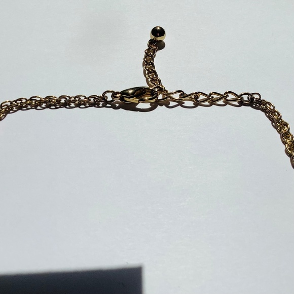 Peacock Feather 🦚 Necklace - Picture 2 of 5